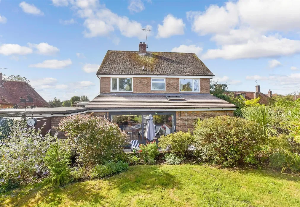 Rear Elevation - Lossenham Lane, Newenden, Kent - Wards of Kent