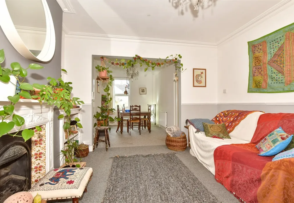 Lounge - Greenfield Road, Folkestone, Kent - Wards of Kent