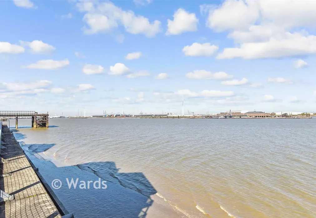 Surrounding Area - West Street, Gravesend, Kent - Wards of Kent