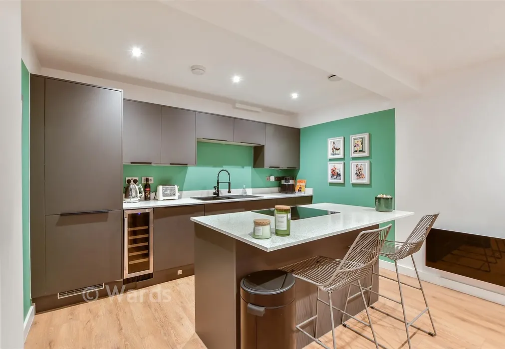 Kitchen/ Diner - Queensbridge Drive, Ramsgate, Kent - Wards of Kent