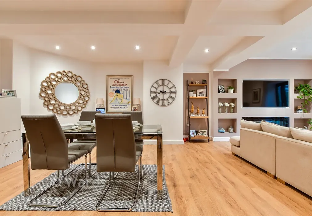 Kitchen/ Diner - Queensbridge Drive, Ramsgate, Kent - Wards of Kent