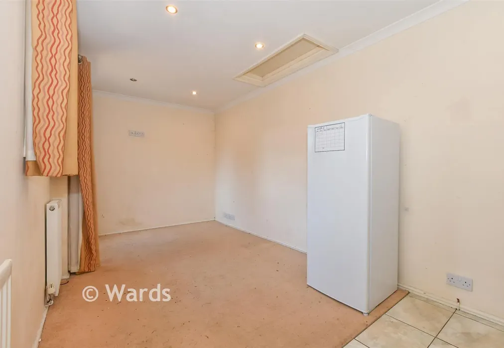 Family Room - Eclipse Drive, Sittingbourne, Kent - Wards of Kent
