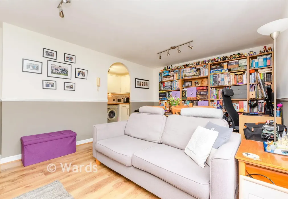 Lounge - Grange Crescent, Dartford, Kent - Wards of Kent