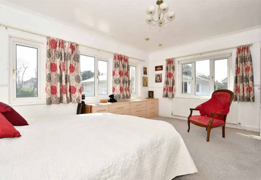 Main Bedroom - Shakespeare Road, Birchington, Kent - Wards of Kent