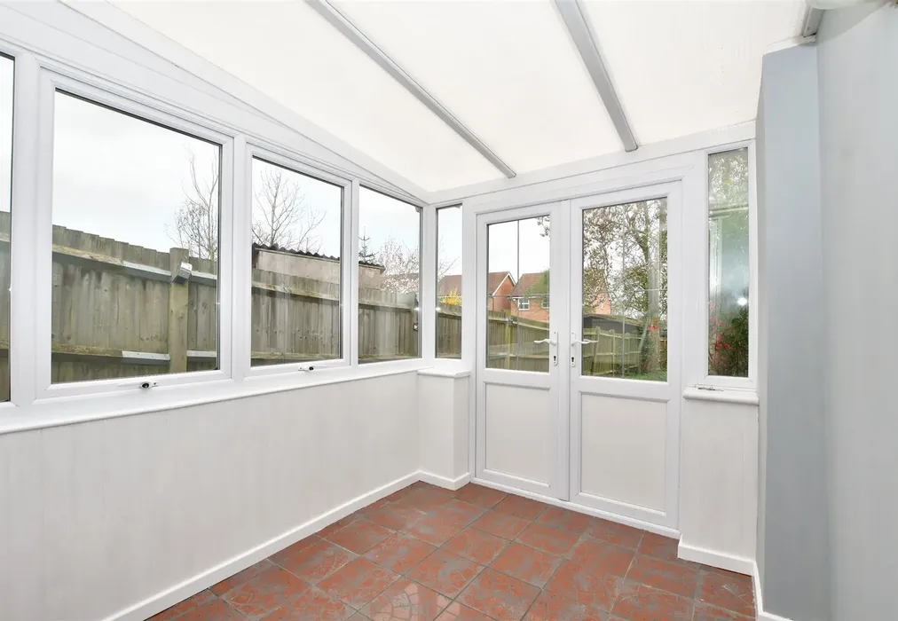 Conservatory - Mount Road, Borstal, Rochester, Kent - Wards of Kent