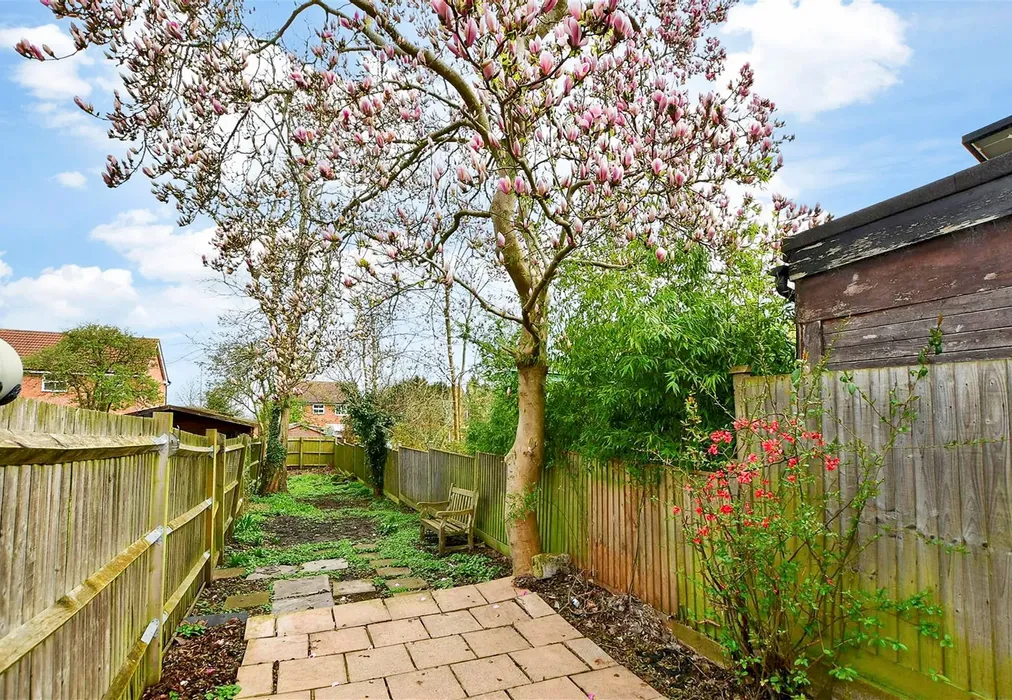 Rear Garden - Mount Road, Borstal, Rochester, Kent - Wards of Kent