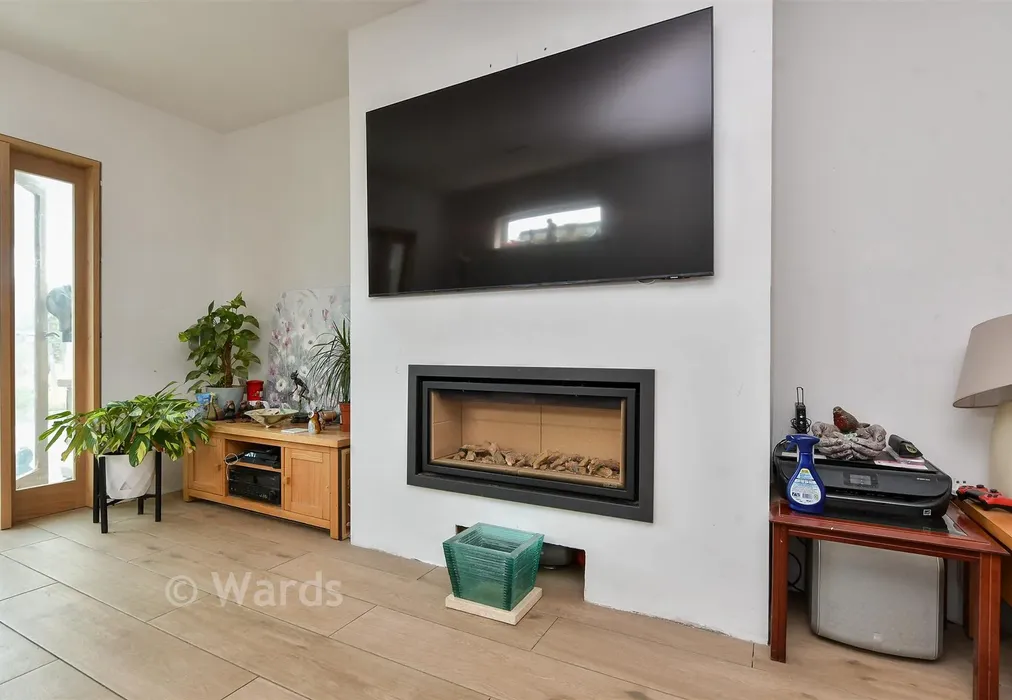 Lounge - St. Michael's Avenue, Margate, Kent - Wards of Kent