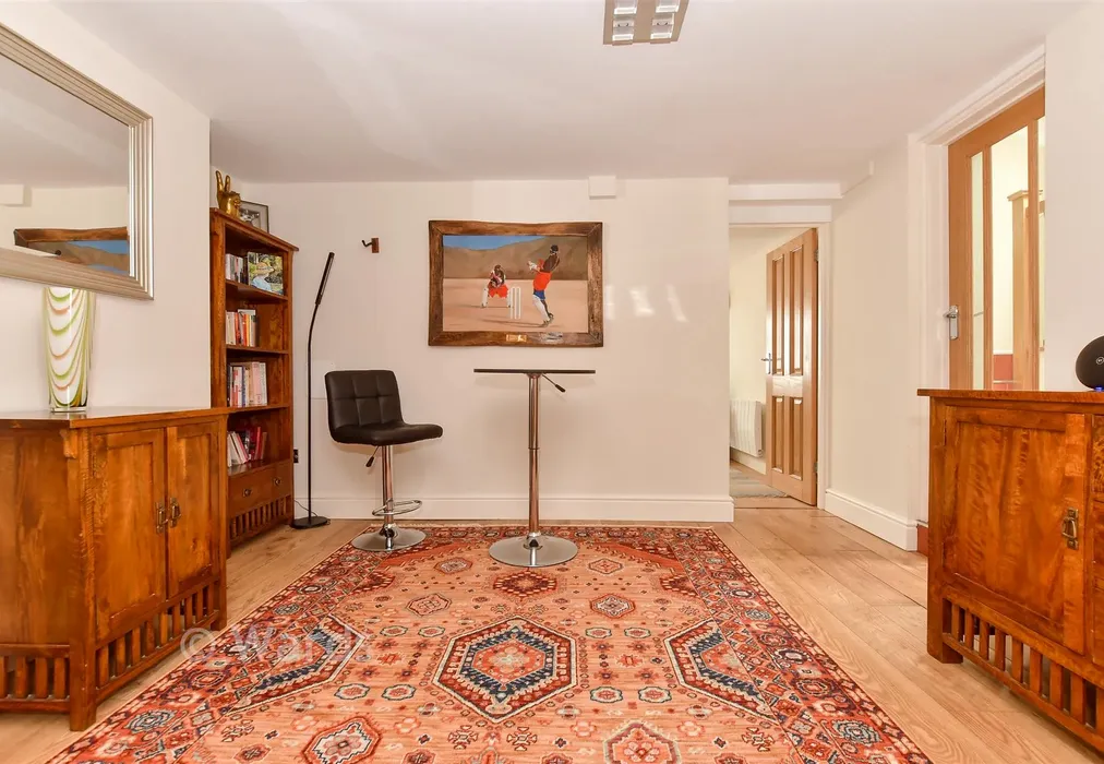 Sitting Room - Union Road, Deal, Kent - Wards of Kent