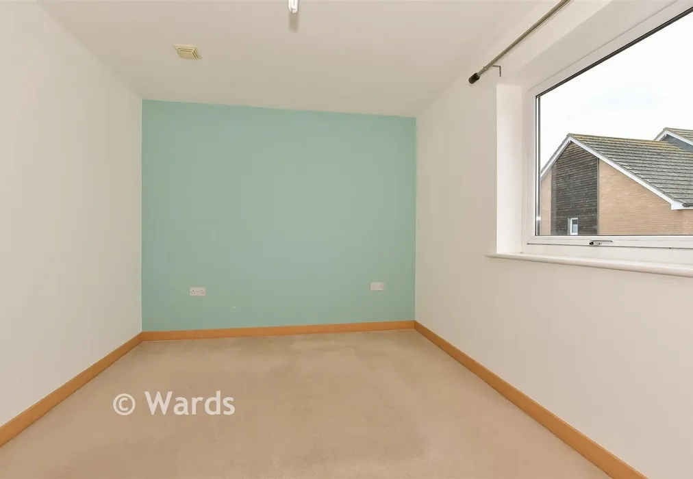 Bedroom 2 - Olympia Way, Whitstable, Kent - Wards of Kent