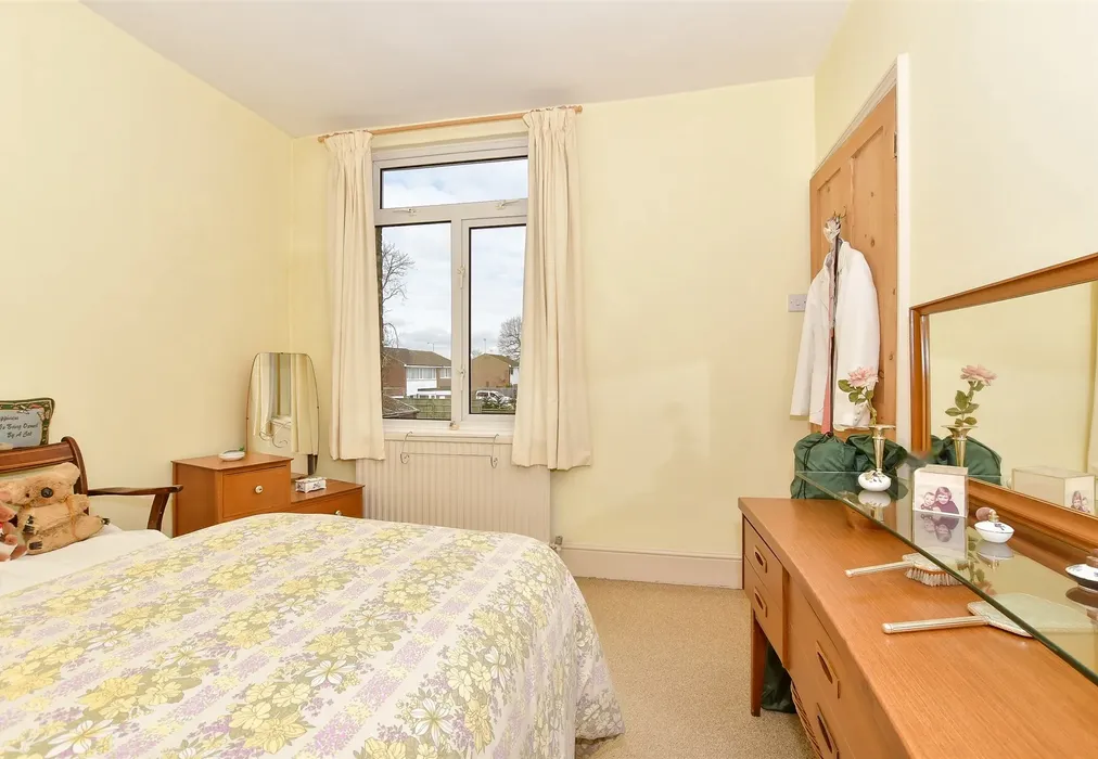 Bedroom 2 - Station Road, Headcorn, Kent - Wards of Kent