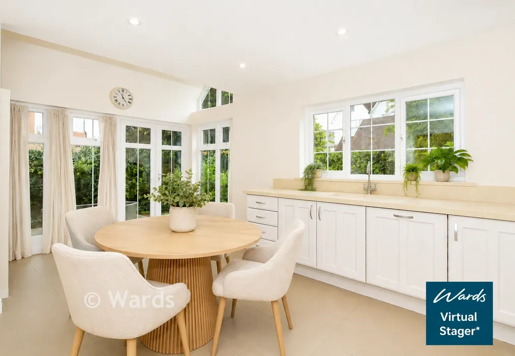 Kitchen/Breakfast Room - Orient Court, Kings Hill, West Malling, Kent - Wards of Kent