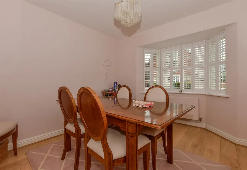 Dining Room - Orient Court, Kings Hill, West Malling, Kent - Wards of Kent