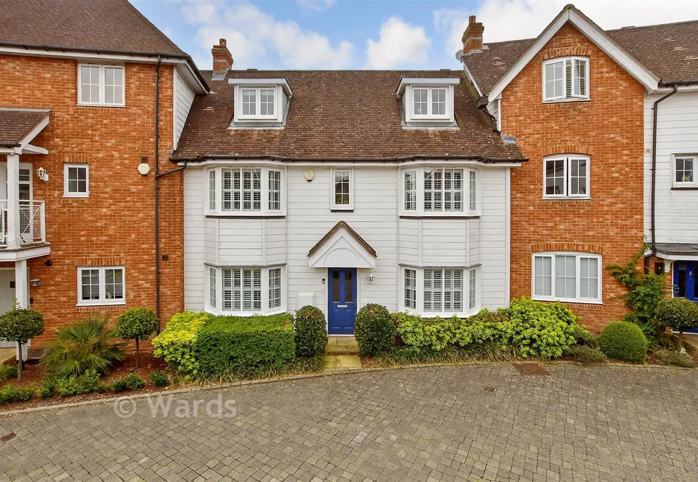 Front Elevation (Web) - Orient Court, Kings Hill, West Malling, Kent - Wards of Kent