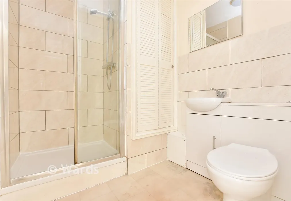 Shower Room - Victoria Road, Ramsgate, Kent - Wards of Kent
