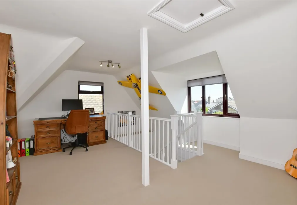 Galleried Family Area - Merritt Road, Greatstone, New Romney, Kent - Wards of Kent