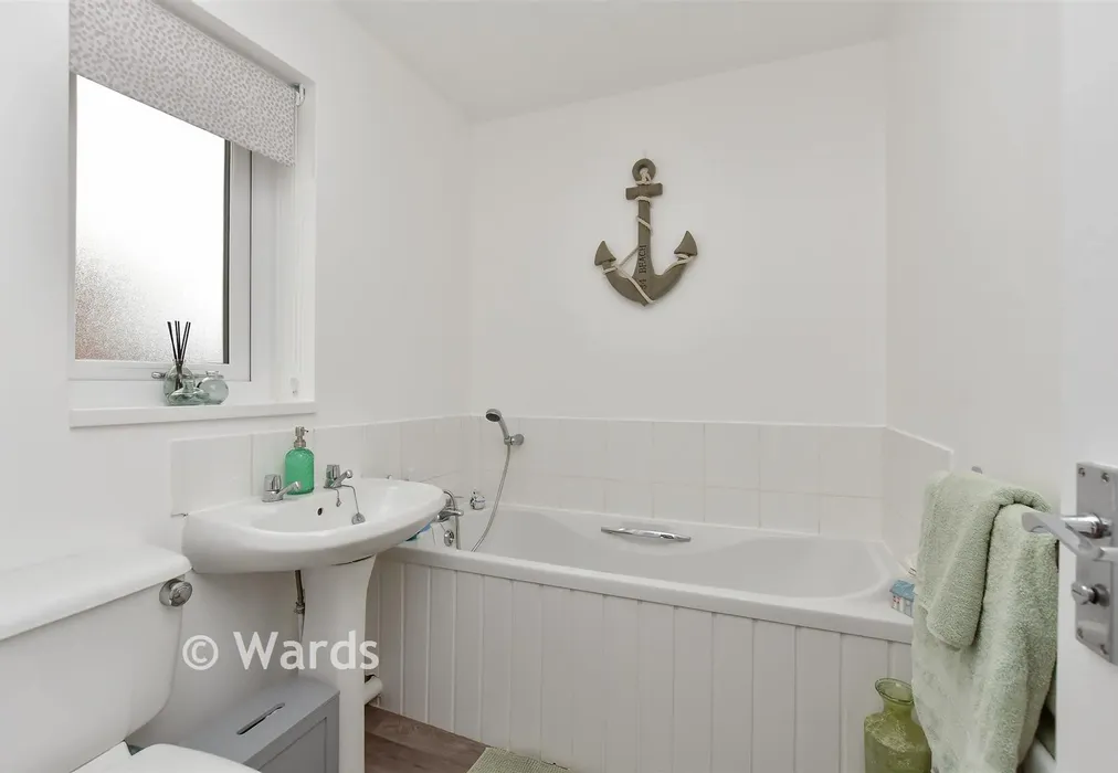 Bathroom - Beach Approach, Warden Bay, Sheerness, Kent - Wards of Kent