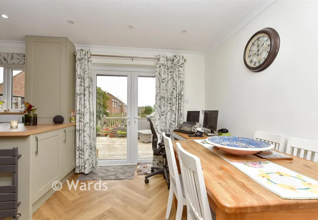 Kitchen/Diner - Beach Approach, Warden Bay, Sheerness, Kent - Wards of Kent