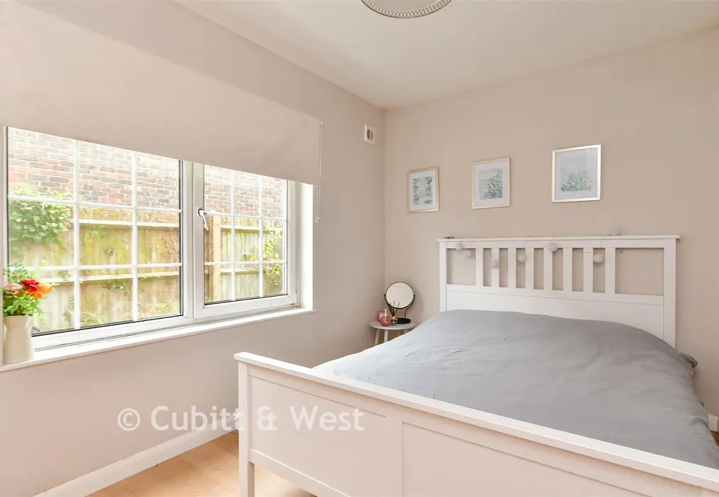 Bedroom 2 - Prince Regents Close, Brighton, East Sussex - Wards of Kent