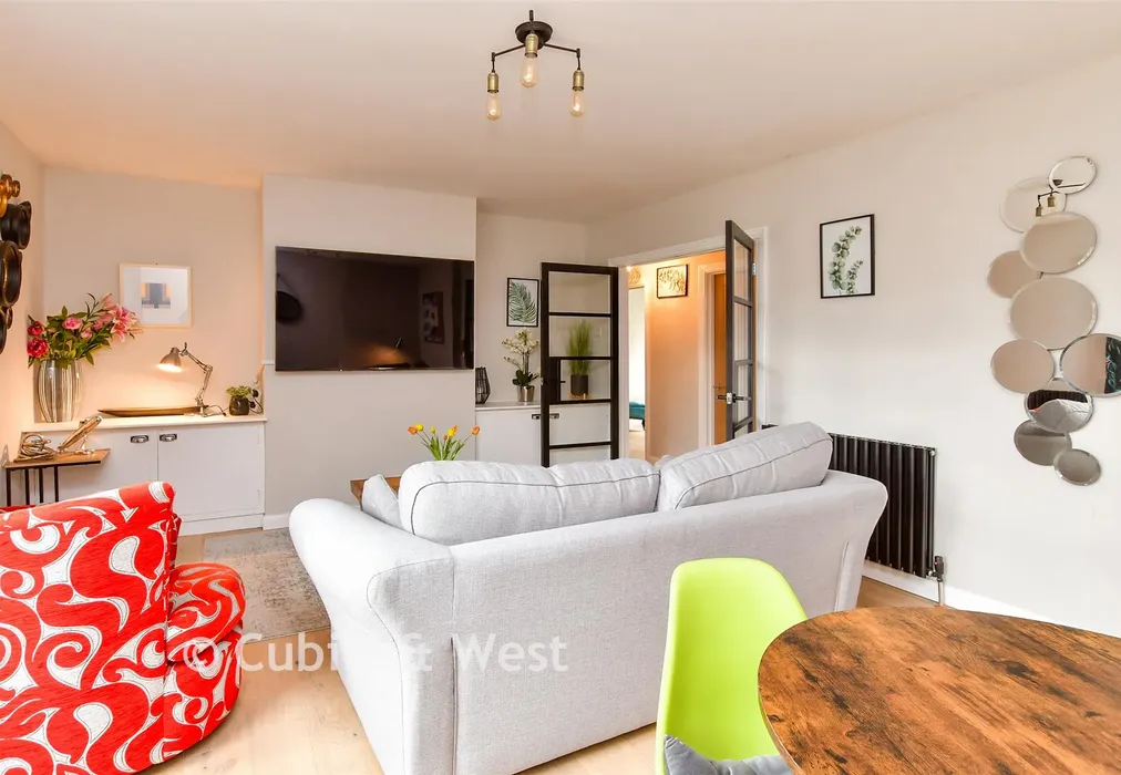 Lounge - Prince Regents Close, Brighton, East Sussex - Wards of Kent