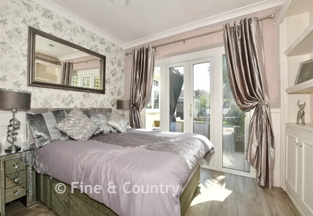 Bedroom 5 - Botany Road, Kingsgate, Broadstairs, Kent - Wards of Kent