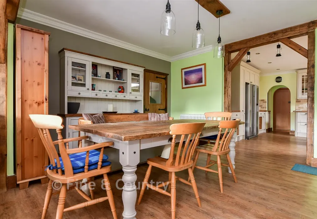 Dining Area - Botany Road, Kingsgate, Broadstairs, Kent - Wards of Kent