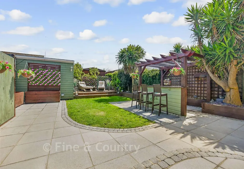 Rear Garden - Botany Road, Kingsgate, Broadstairs, Kent - Wards of Kent