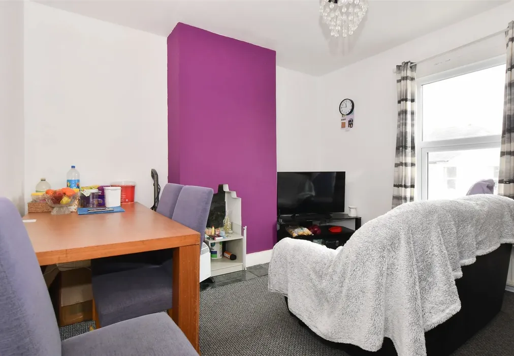 Kitchen/Diner - Cross Street, Sandown, Isle of Wight - Wards of Kent