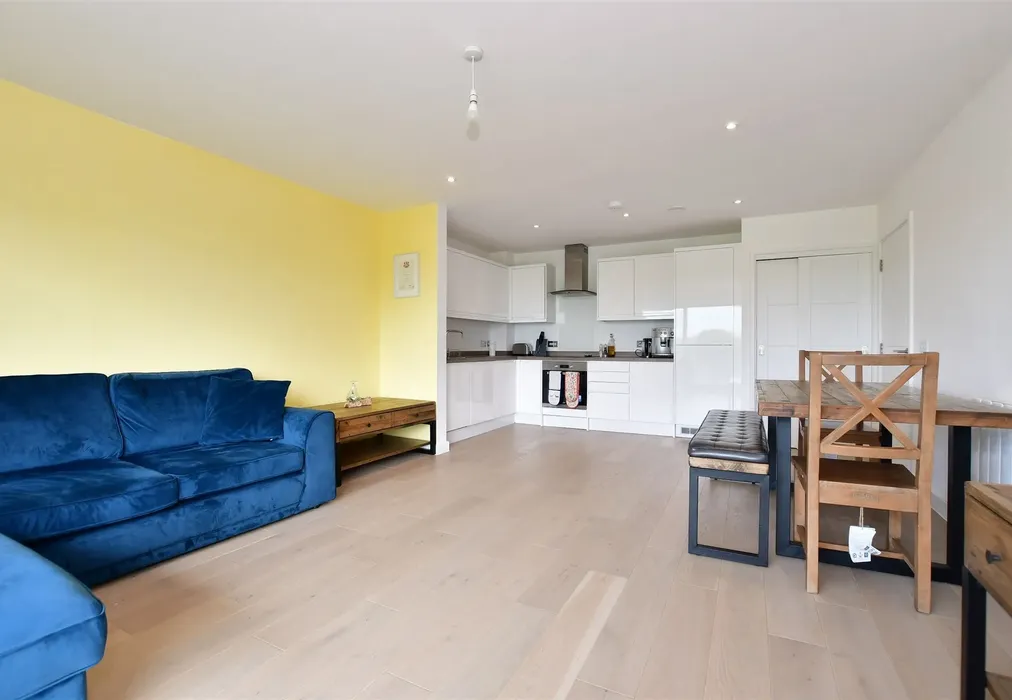 Kitchen/Lounge/Diner - Leacon Road, Ashford, Kent - Wards of Kent