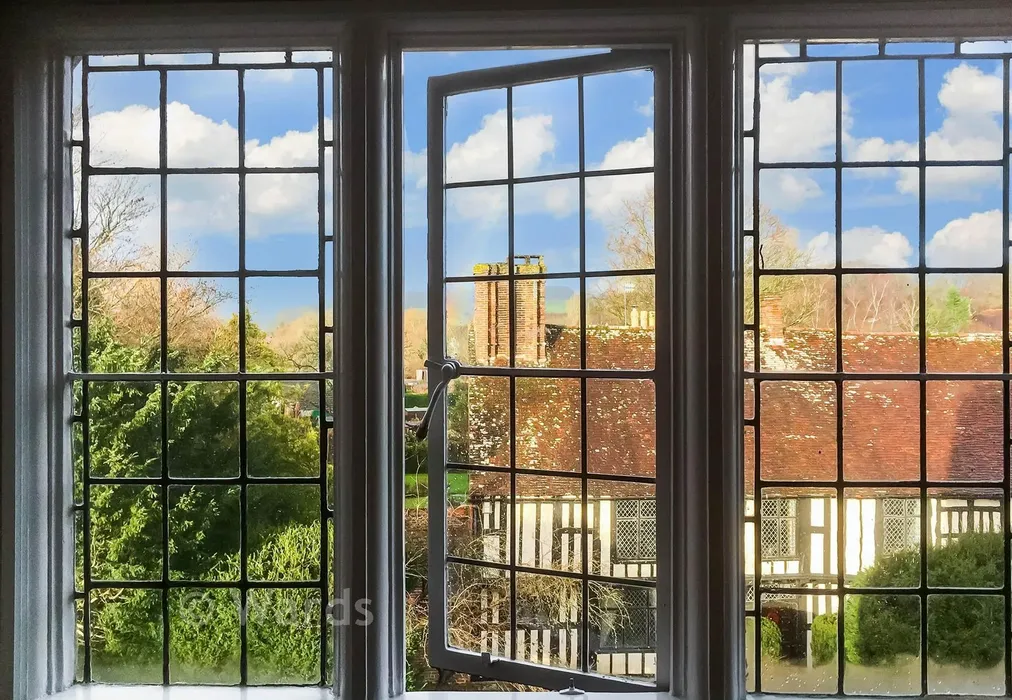 Views - School Hill, Lamberhurst, Tunbridge Wells, Kent - Wards of Kent