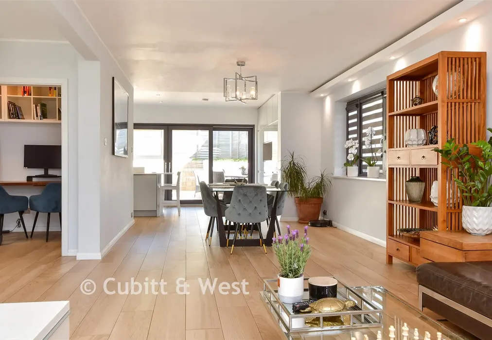 Lounge/ Dining Area - Crescent Drive North, Woodingdean, Brighton, East Sussex - Wards of Kent