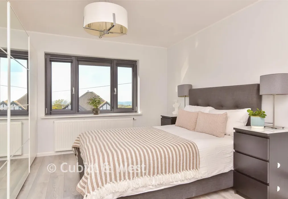 Bedroom 1 - Crescent Drive North, Woodingdean, Brighton, East Sussex - Wards of Kent
