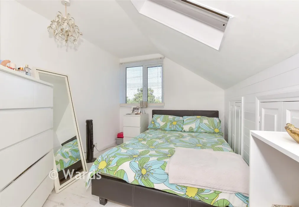 Bedroom 2 - Maydowns Road, Whitstable, Kent - Wards of Kent