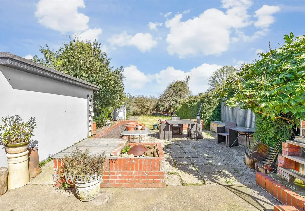 Rear Garden - Maydowns Road, Whitstable, Kent - Wards of Kent