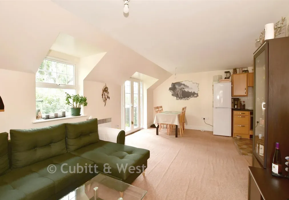 Kitchen/Lounge/ Diner - Worth Park Avenue, Crawley, West Sussex - Wards of Kent