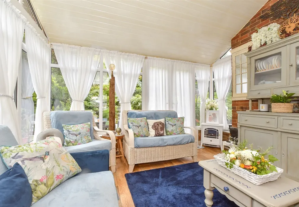 Conservatory - Stone Green, Stone, Tenterden, Kent - Wards of Kent