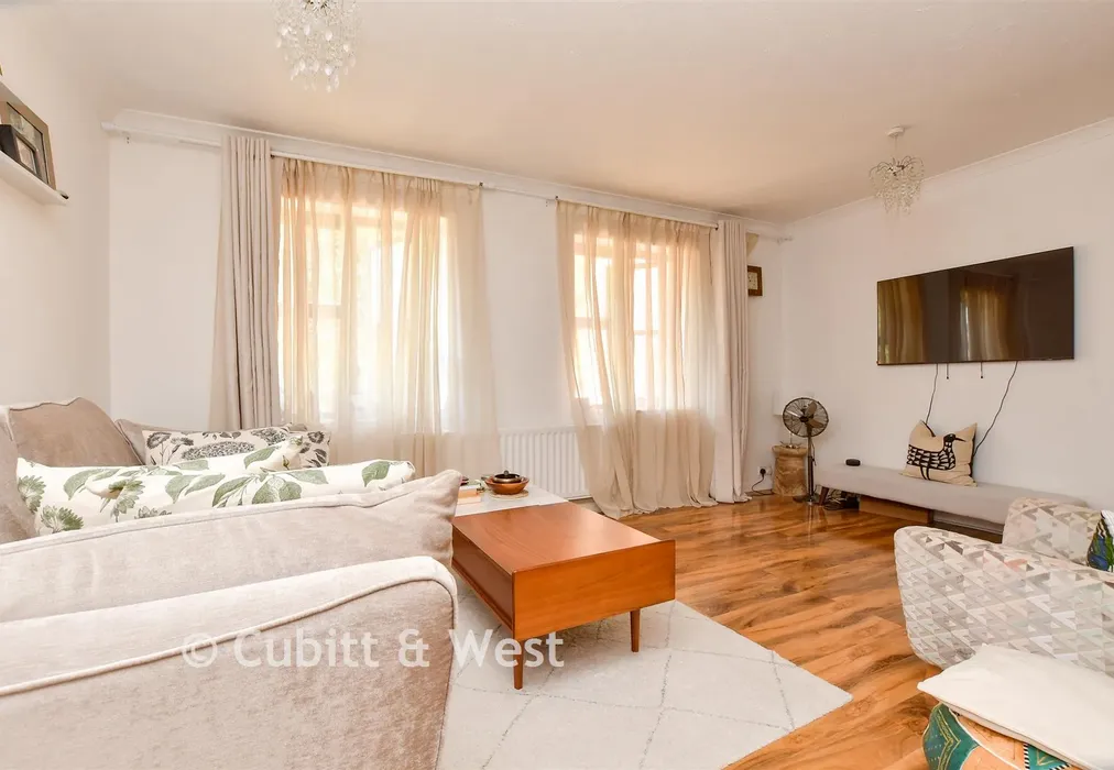 Lounge - Albion Road, Sutton, Surrey - Wards of Kent