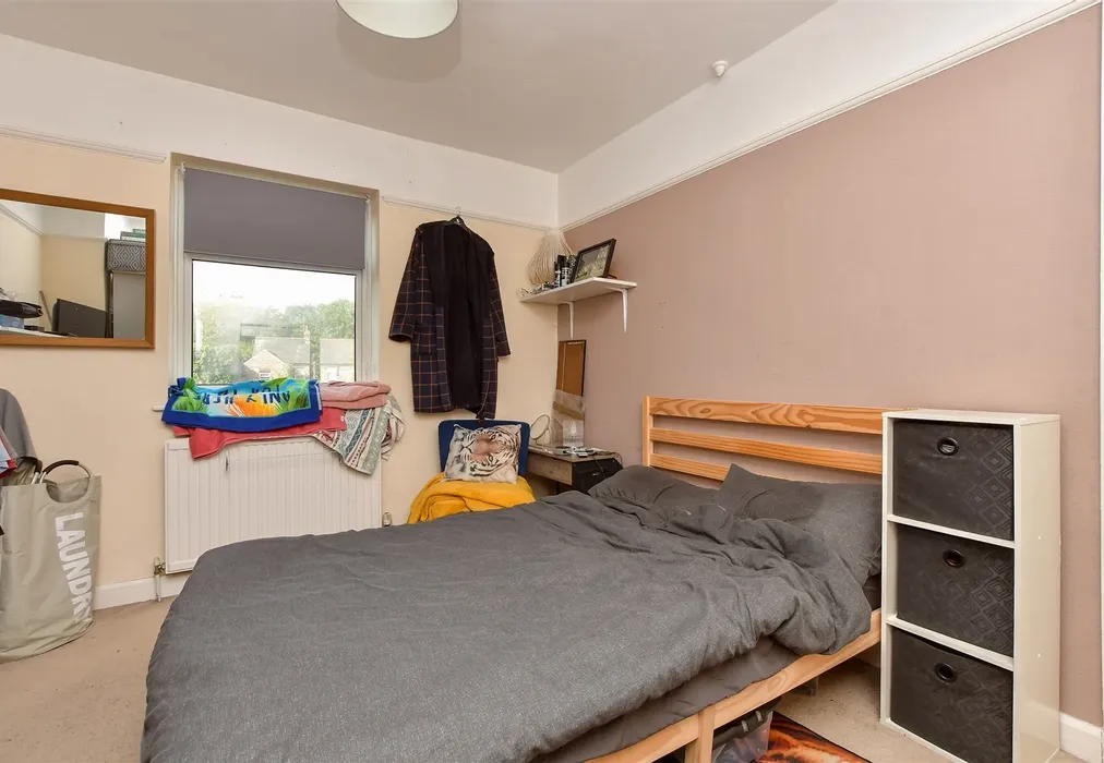 Bedroom 2 - Norman Road, Broadstairs, Kent - Wards of Kent