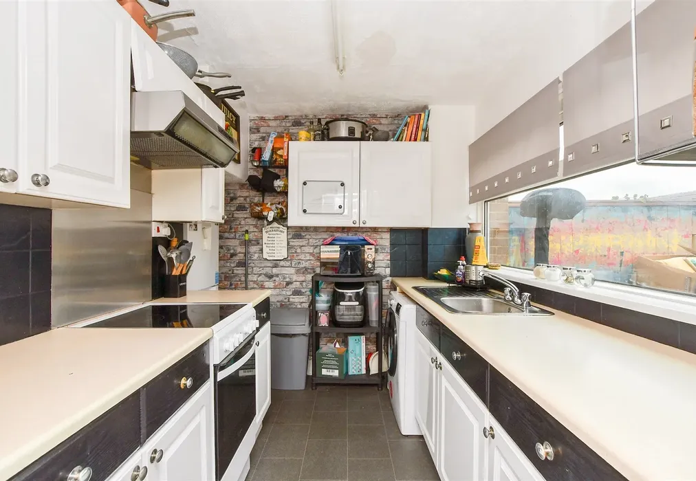 Kitchen - Clements Road, Ramsgate, Kent - Wards of Kent