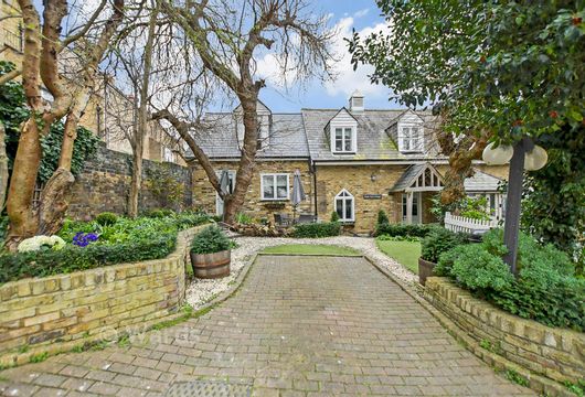 Trinity Square, Margate, Kent - Wards of Kent