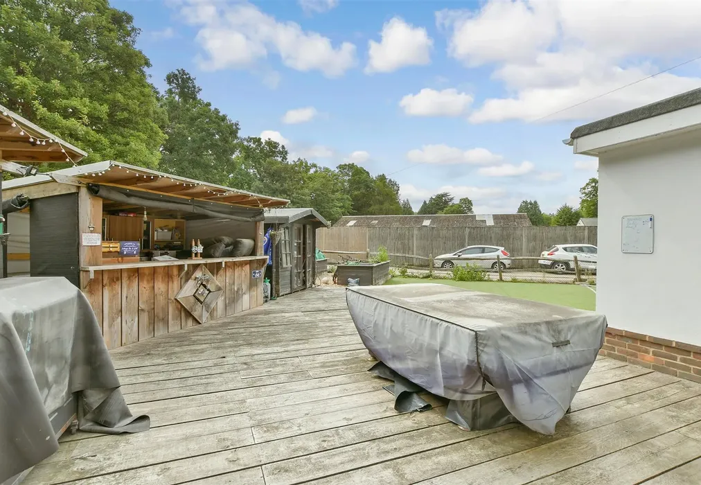 Patio / Decking - Antlands Lane, Shipley Bridge, Horley, Surrey - Wards of Kent
