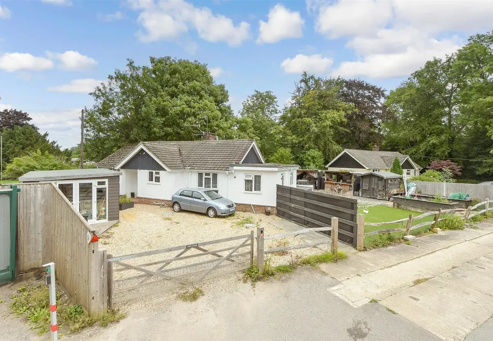 External (Web) - Antlands Lane, Shipley Bridge, Horley, Surrey - Wards of Kent