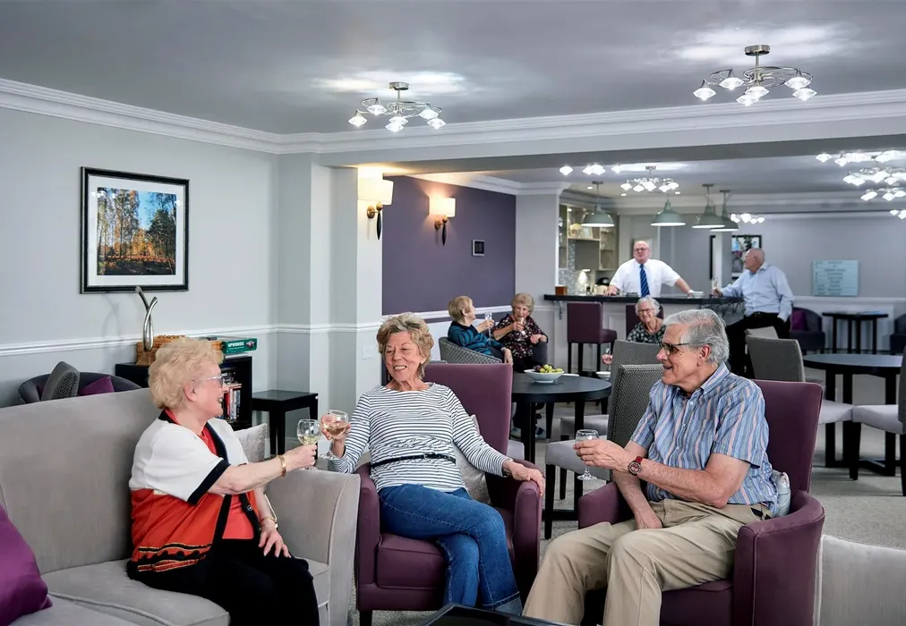 Communal Area - Garland Road, East Grinstead, West Sussex - Wards of Kent