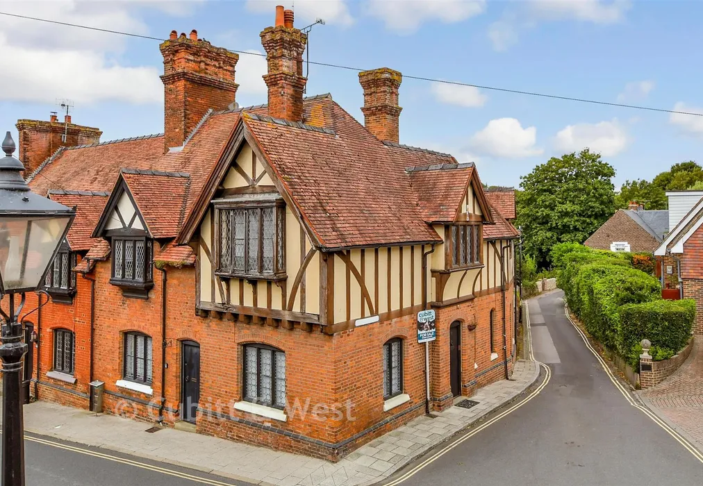 External (Web) - Maltravers Street, Arundel, West Sussex - Wards of Kent