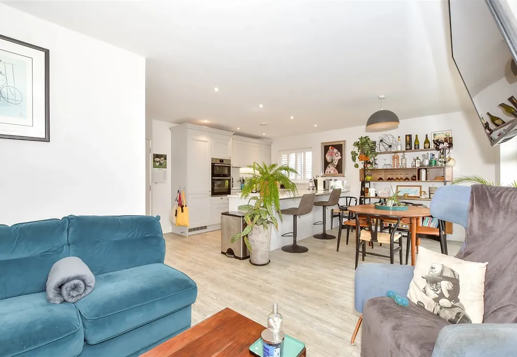 Kitchen/Dining Room - The Boulevard, Bognor Regis, West Sussex - Wards of Kent