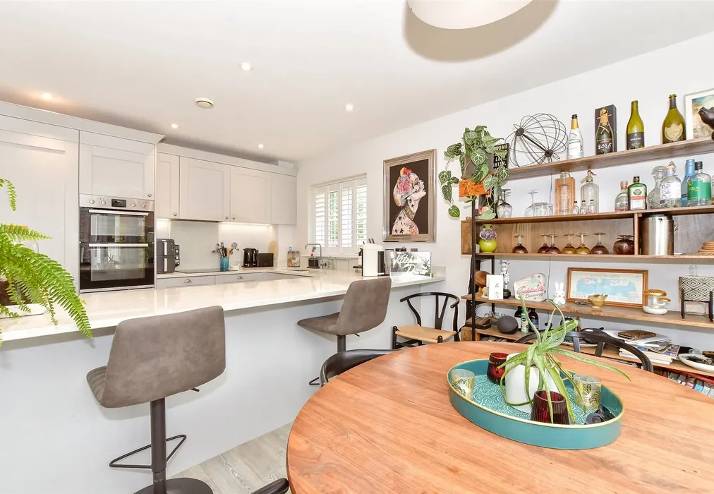 Kitchen/Dining Room - The Boulevard, Bognor Regis, West Sussex - Wards of Kent