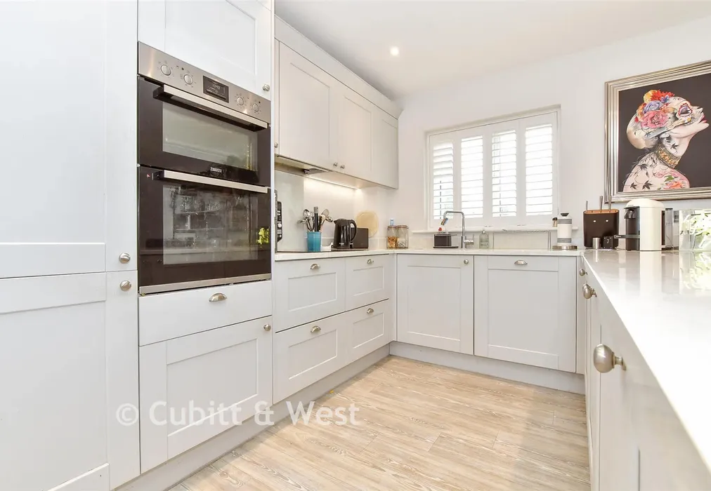 Kitchen/Dining Room - The Boulevard, Bognor Regis, West Sussex - Wards of Kent