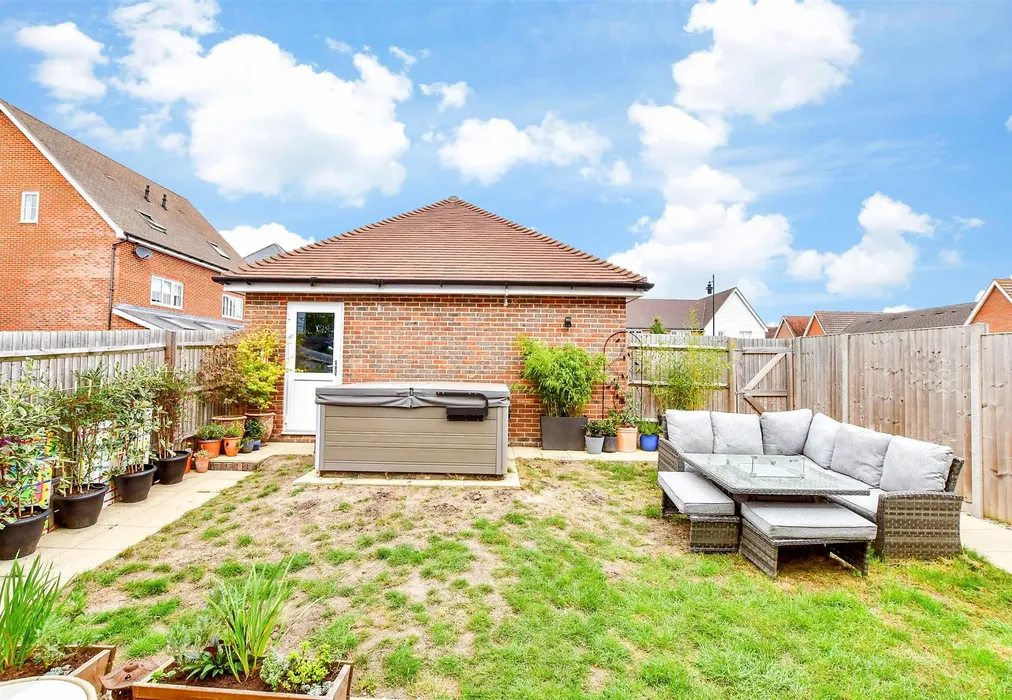 Rear Garden - The Boulevard, Bognor Regis, West Sussex - Wards of Kent