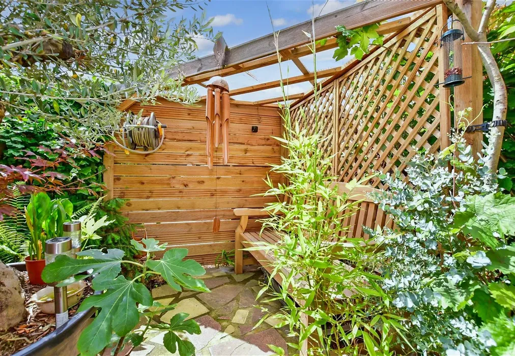 Rear Garden - The Vale, Broadstairs, Kent - Wards of Kent