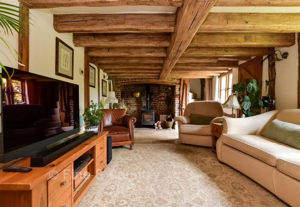 Lounge - Shuart Lane, St Nicholas At Wade, Birchington, Kent - Wards of Kent