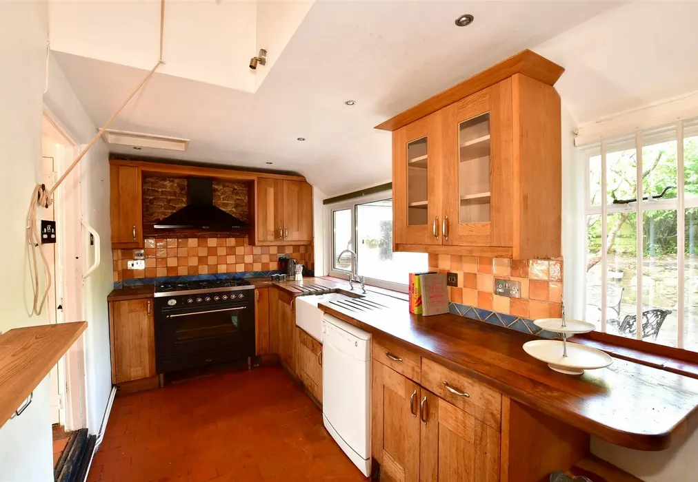 Kitchen. - Horsham Road, Handcross, West Sussex - Wards of Kent